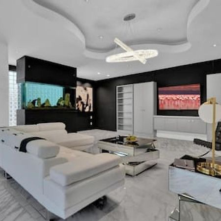 Lovely 4Bd House W Pool, Hot Tub And Free Parking Хьюстон Экстерьер фото